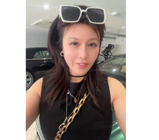 Japanese girls massage and escort out call