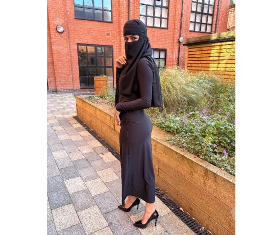 Rania Queen whatsapp only +447424961794