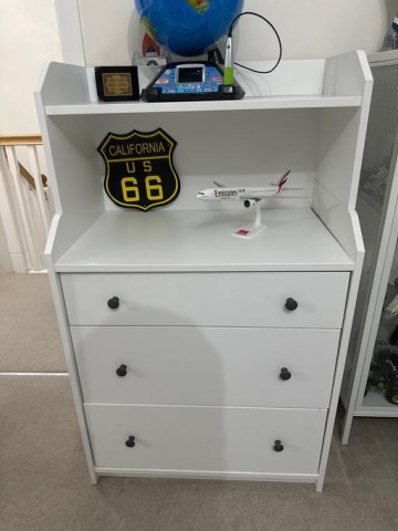 Kids dresser