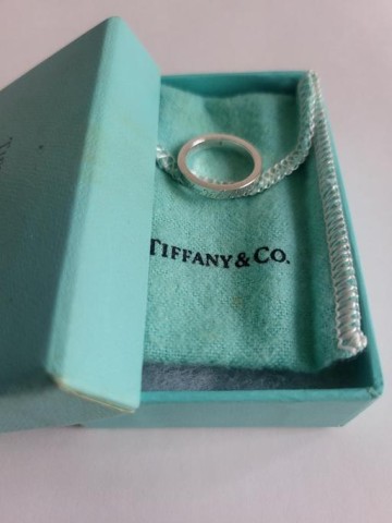 Tiffany & Co. Tiffany narrow notes ring H
